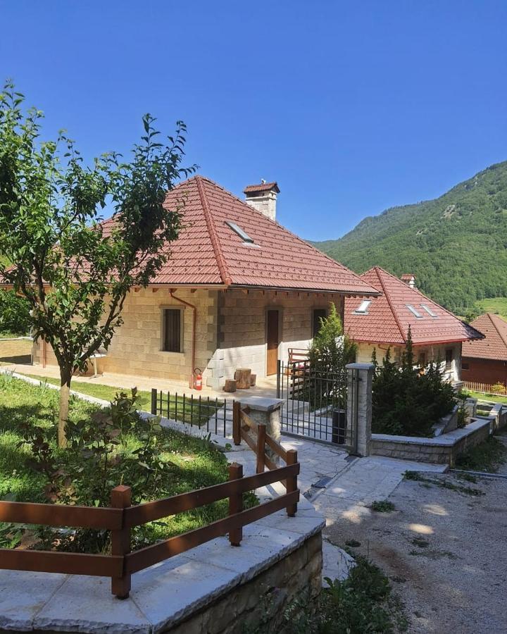Joen Village Librazhet Exterior foto